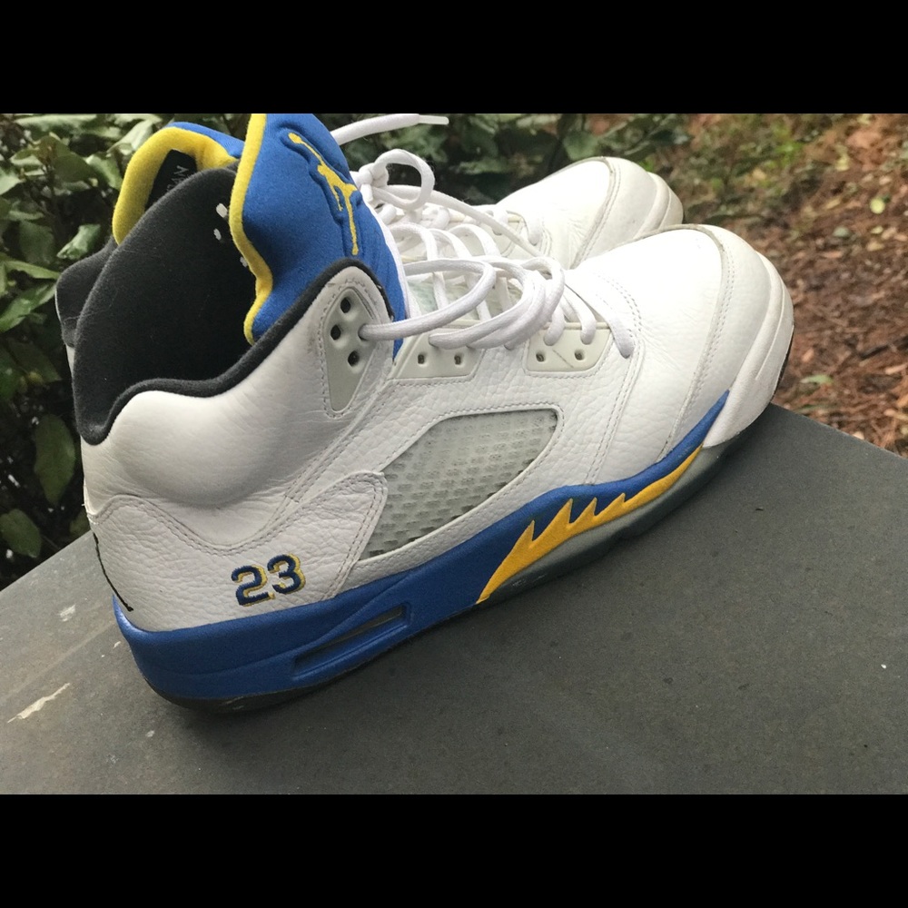 Jordan 5 Laney